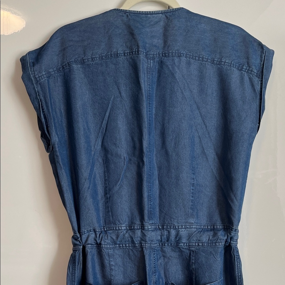 NWOT DKNY JEANS Dark Denim Short Sleeve Crop Jumpsuit Pockets, Size12 - Picture 8 of 11